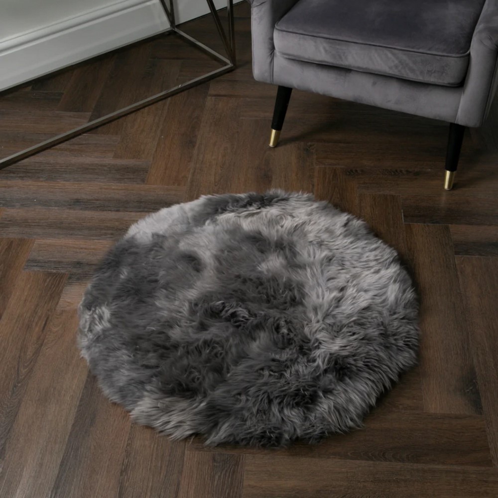 Beaumont Round New Zealand Sheepskin Rug in Grey